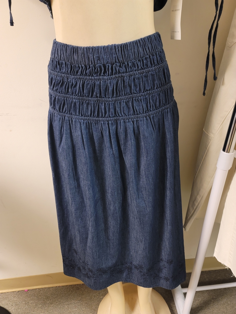 Women's Navy Blue Embroidered Denim Set. - Picture 3 of 9
